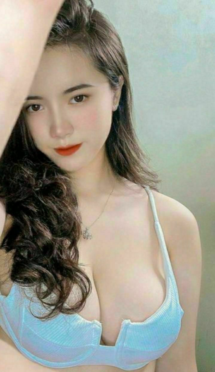 Mai em đi lấy chồng nhưng lồn lại nứng quá